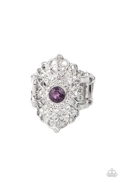 Paparazzi Dining with Royalty - Purple Ring