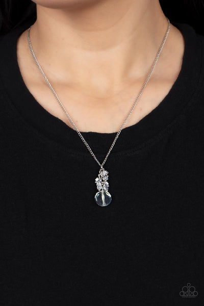 Paparazzi Clustered Candescence - White Necklace