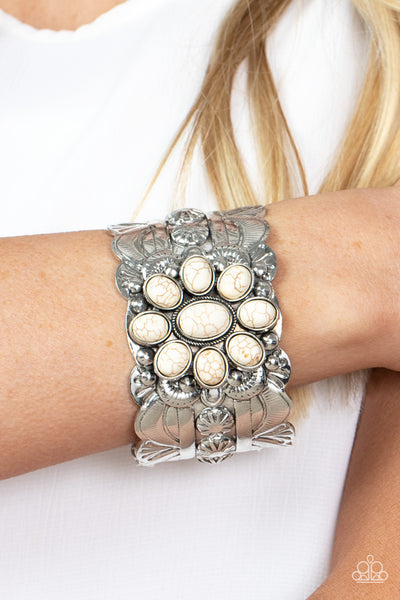 Paparazzi Southern Eden - White Bracelet