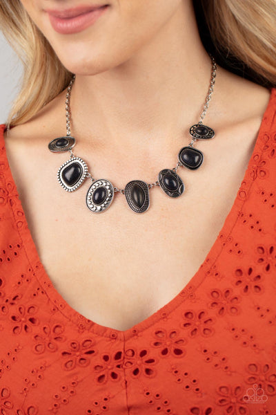 Paparazzi Albuquerque Artisan - Black Necklace