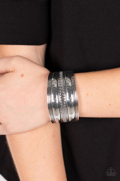 Paparazzi Egyptian Essence - Silver Bracelet