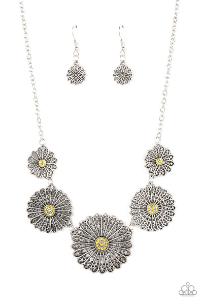 Paparazzi Marigold Meadows - Yellow Necklace