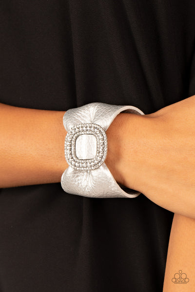 Paparazzi Lights, SELFIE, Action! - Silver Bracelet