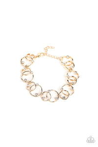 Paparazzi The Universe Revolves Around Me - Gold Bracelet