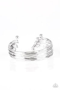 Paparazzi Timelessly Textured - Silver