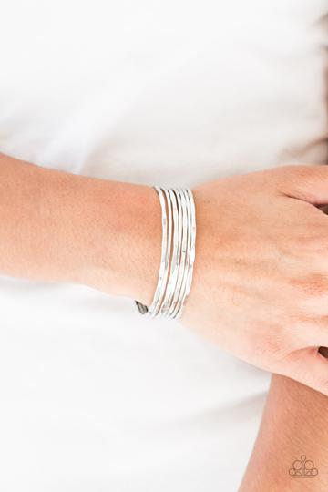 Paparazzi Timelessly Textured - Silver