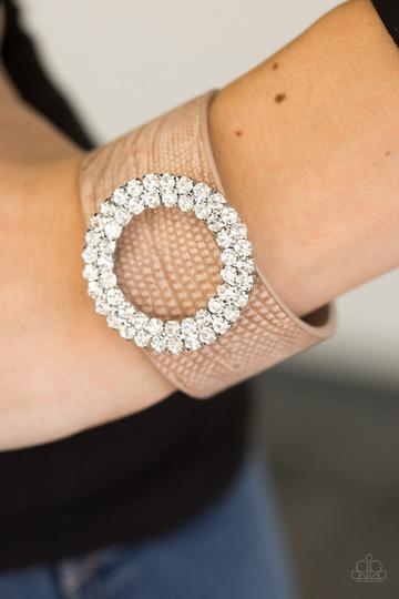 Paparazzi Ring In The Bling - Brown