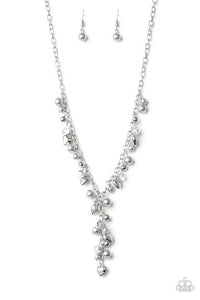Paparazzi Vintage Heartthrob - Silver