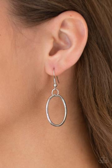 Paparazzi Elegantly Ensnared - Silver Necklace