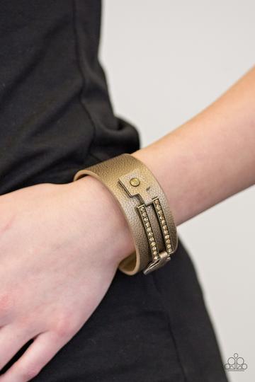 Paparazzi Street Glam - Brass