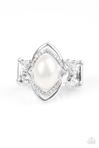 Paparazzi Positively Posh - White