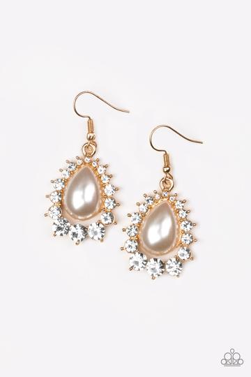 Paparazzi Regal Renewal - Gold