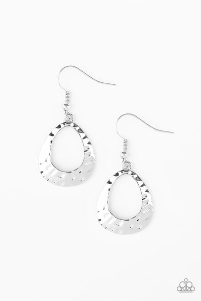 Paparazzi Radiantly Rugged - Silver