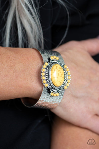 Paparazzi Canyon Crafted - Yellow
