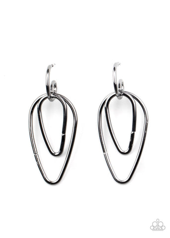 Paparazzi Droppin' Drama - Black Earrings