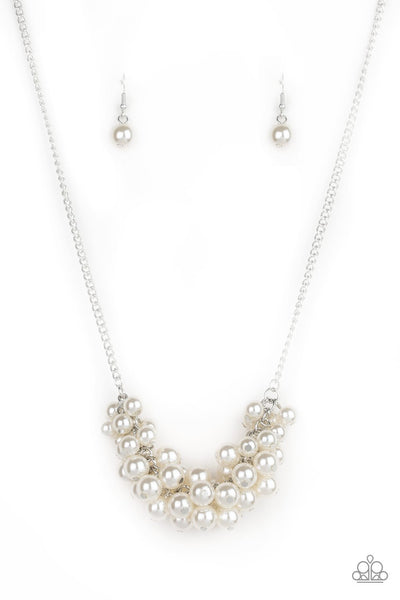 Paparazzi Grandiose Glimmer - White