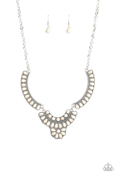 Paparazzi Omega Oasis - White