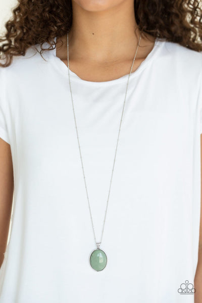 Paparazzi Peaceful Glow - Green