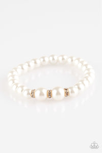 Paparazzi Radiantly Royal - Gold Bracelet