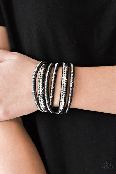 Paparazzi Rock Star Attitude - Black (Silver)
