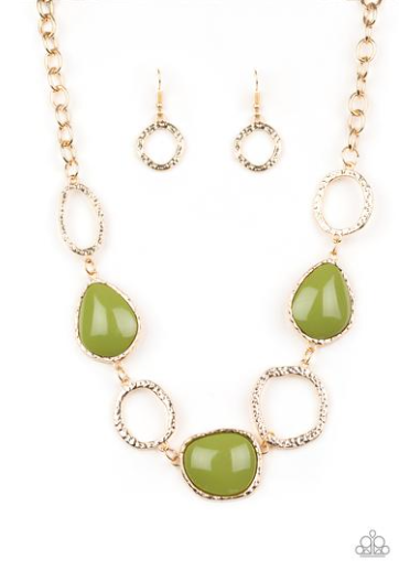 Paparazzi Haute Heirloom - Green