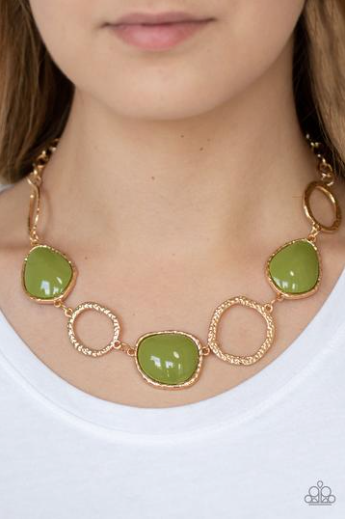 Paparazzi Haute Heirloom - Green