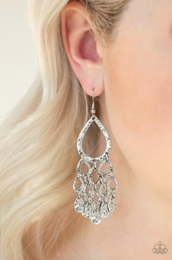 Paparazzi Teardrop Trinket - Silver