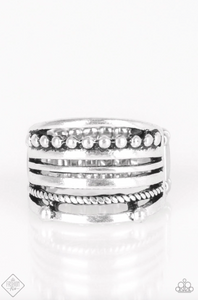 Paparazzi The STEEL of Night – Silver Ring