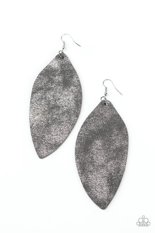 Paparazzi Serenely Smattered - Silver