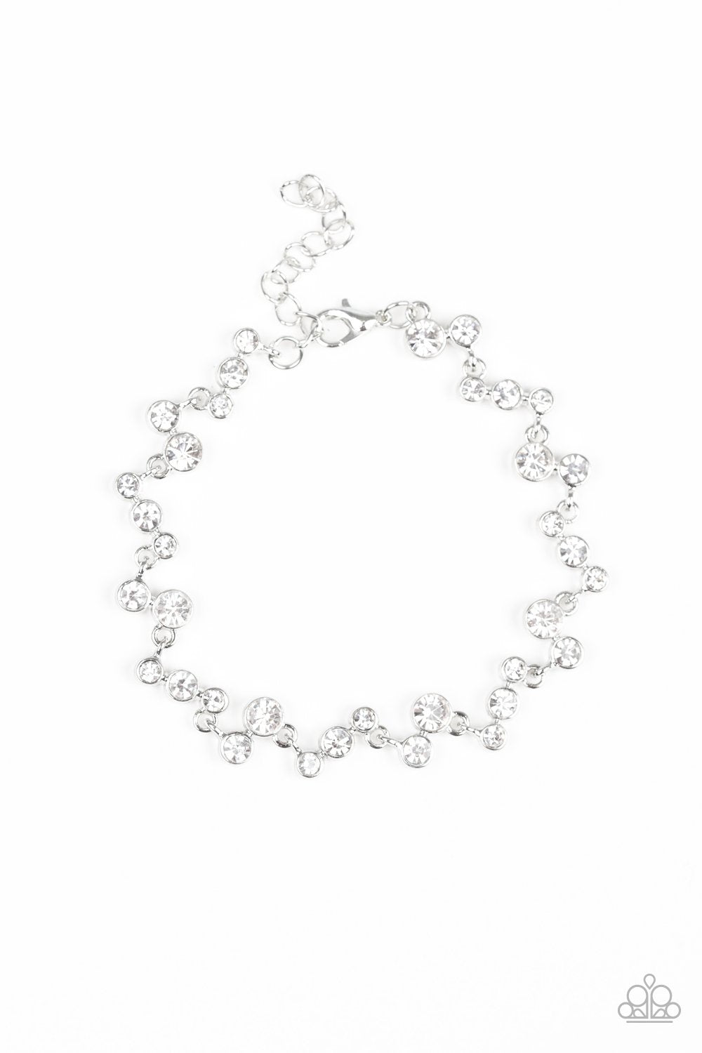 Paparazzi Starlit Stunner - White