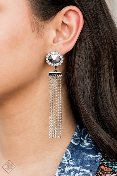 Paparazzi Tassel Throwback - Silver
