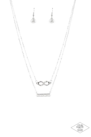 Paparazzi Timeless Love - Silver Necklace