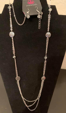 Paparazzi Beach Breeze - Silver