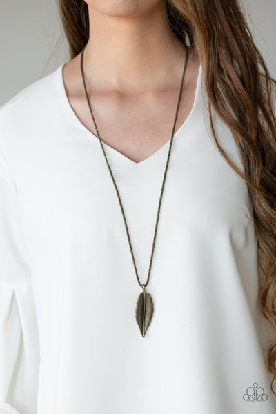 Paparazzi Feather Forager - Brass