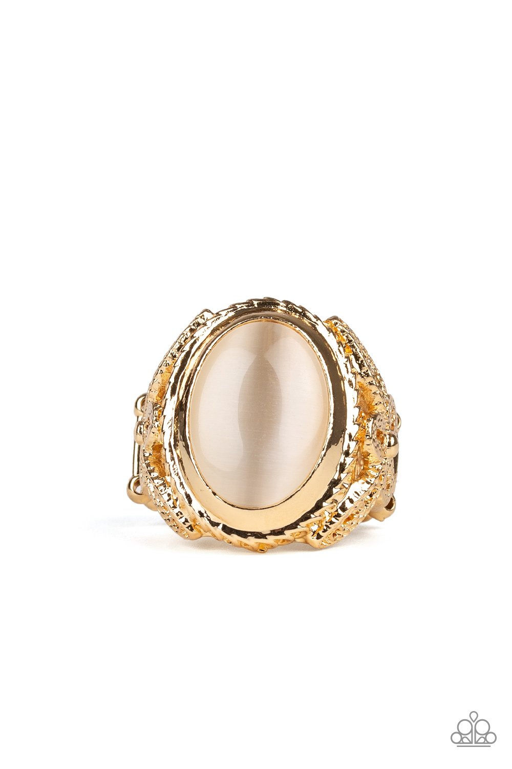 Paparazzi Deep Freeze - Gold Ring