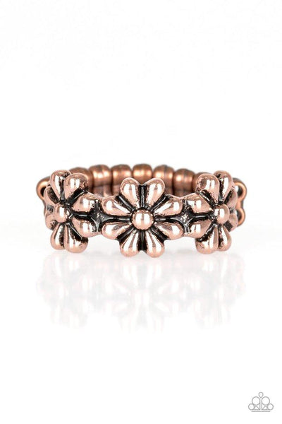 Paparazzi Daisy Dapper - Copper Ring