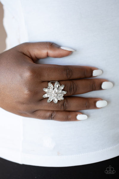 Paparazzi Am I GLEAMing? - White Ring