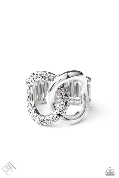 Paparazzi Unbreakable Bond - Silver Ring