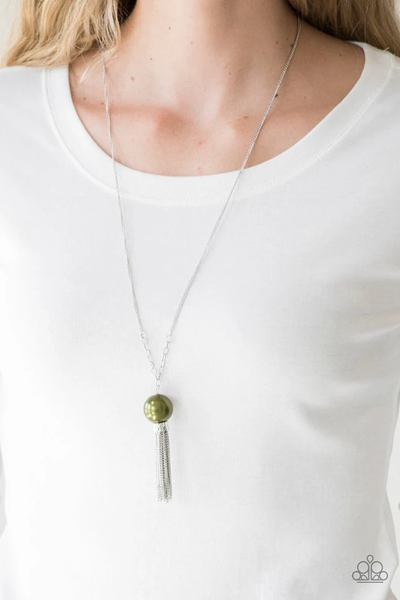Paparazzi Belle Of The BALLROOM - Green Necklace