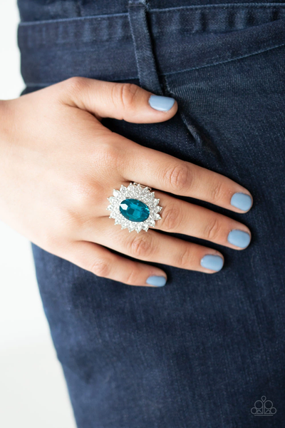 Paparazzi Secret Garden Glow - Blue