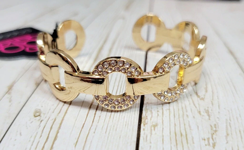 Paparazzi Revolutionary Romantic - Gold Bracelet