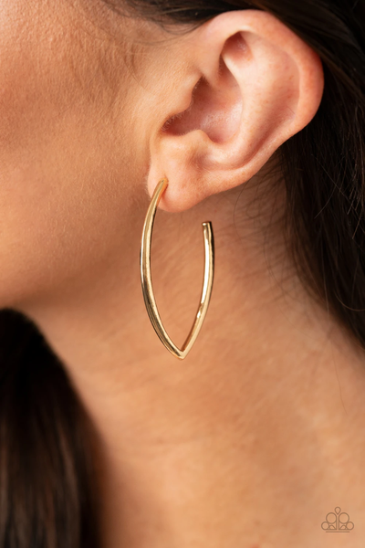 Paparazzi Point Blank Beautiful - Gold Earrings