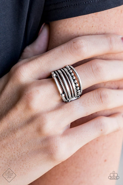 Paparazzi The STEEL of Night – Silver Ring