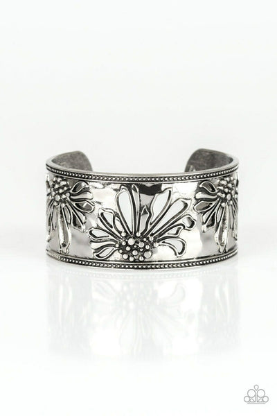 Paparazzi Where The WILDFLOWERS Are - Silver